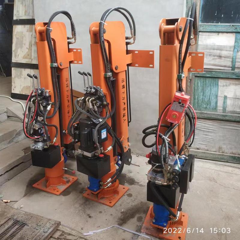 海城区重汽蓝牌随车吊 3.2吨 国六动力强 液压驱动 农用自卸起重机